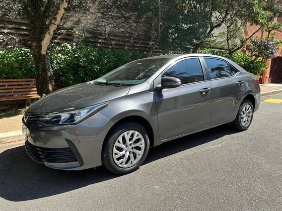 TOYOTA COROLLA 1.8 GLI 16V FLEX 4P AUTOMÁTICO TOYOTA COROLLA 1.8 GLI 16V FLEX 4P AUTOMÁTICO